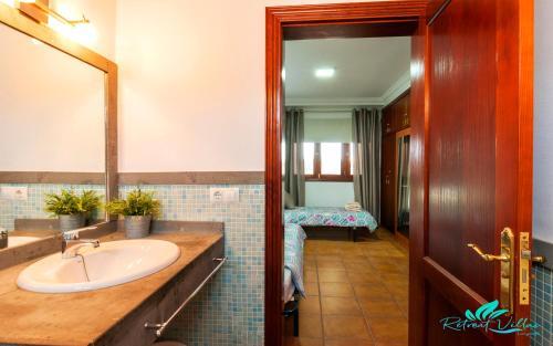 Charming 4-bed Villa In Playa Blanca