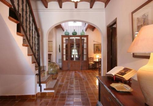 Pollenca Villa Sleeps 8 With Pool And Wifi