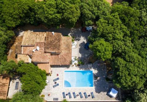 Pollenca Villa Sleeps 8 With Pool Air Con And Wifi