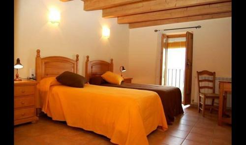 Ponts Villa Sleeps 12 With Pool