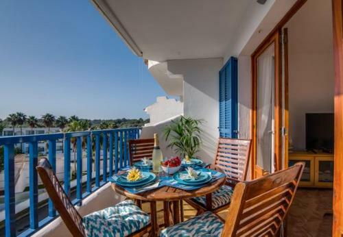 Portocolom Apartment Sleeps 4 With Air Con And Wifi