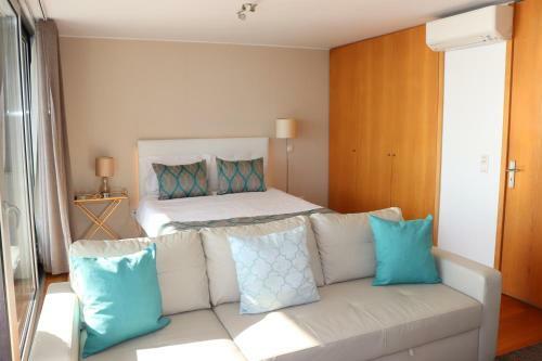 Bartolomeu Beach Apartments