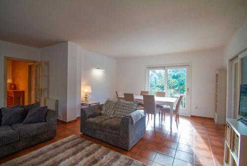 Sant Antoni de Calonge Villa Sleeps 6 Pool Wifi