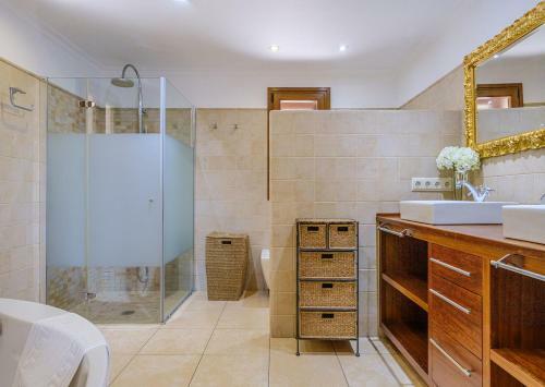 Villa Salada Ibiza, Piscina & Wifi Gratis