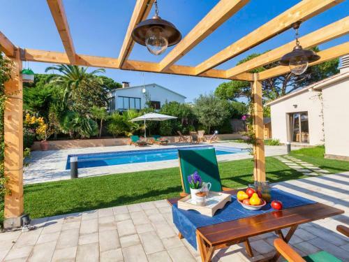 Holiday Home Emporion