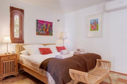 Montiboli Villa Sleeps 6 With Air Con