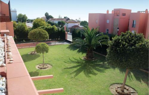 Two-bedroom Apartment In San Luis de Sabinillas