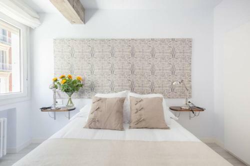 New Gorgeous Central Apartment - Beachfront - 3 Bd
