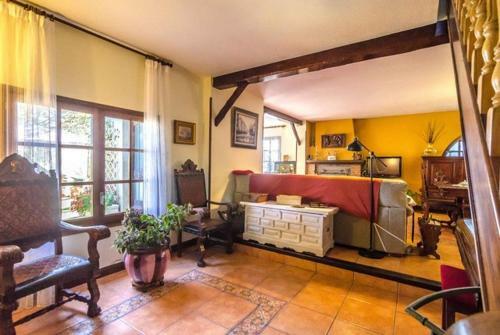 Vidreres Villa Sleeps 10 Pool Wifi