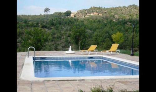 Santa Maria de Merles Villa Sleeps 8 With Pool