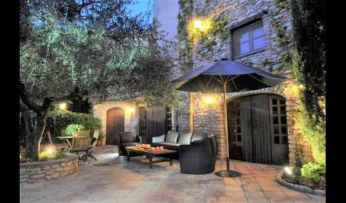 Santa Oliva Villa Sleeps 18 With Pool And Air Con