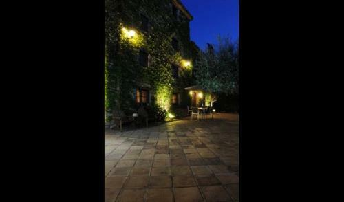 Santa Oliva Villa Sleeps 16 With Pool And Air Con