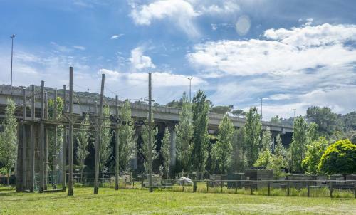 Apartamento Homeholidaysrentals Regard