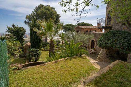 Villa Castillo Can Xirau Lux