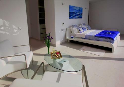 Blue Lagoon Villa
