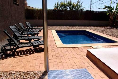 Sant Salvador Villa Sleeps 9 Pool