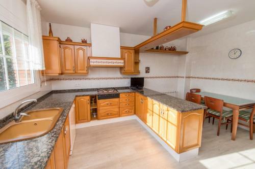 Villa Homeholidaysrentals Gema