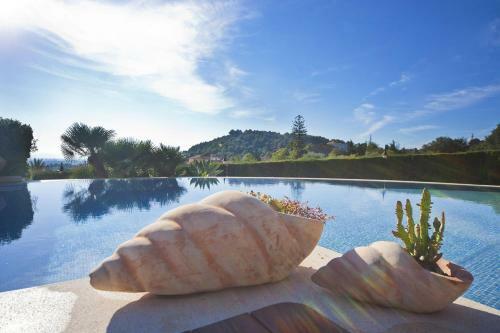 Selva Villa Sleeps 8 With Pool Air Con And Wifi