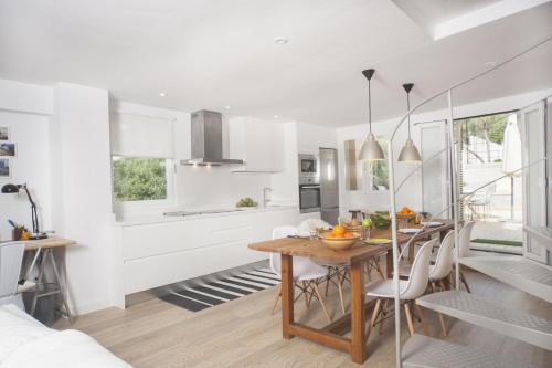 Selva Villa Sleeps 6 With Air Con And Wifi