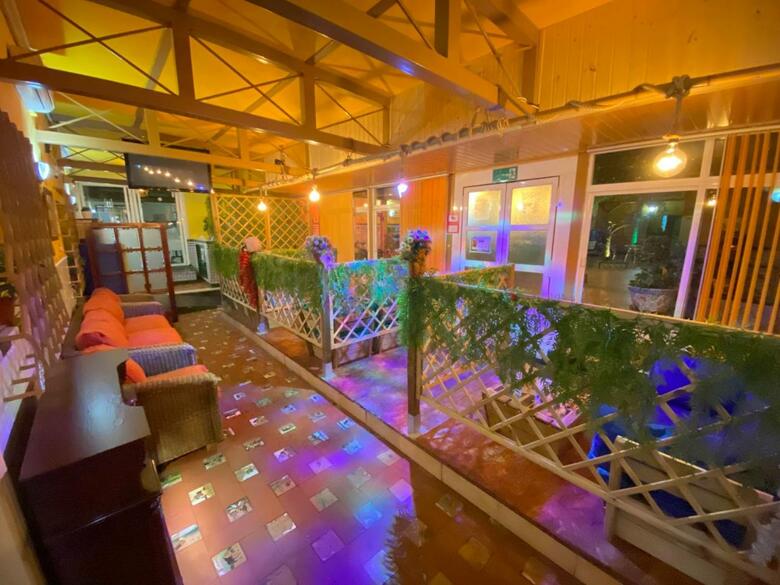 Hostal Avenida Andalucia - Solo Adultos