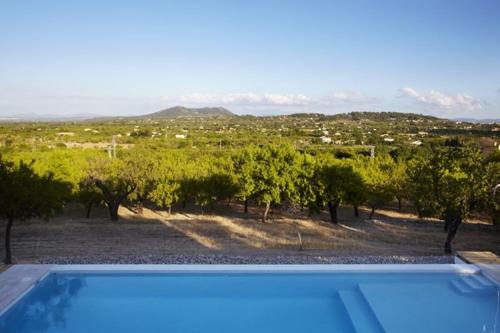 Selva Villa Sleeps 8 With Pool Air Con And Wifi