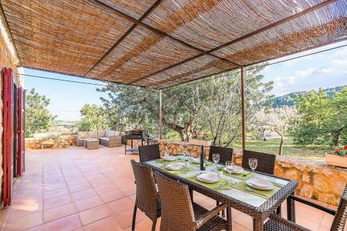 Selva Villa Sleeps 6 With Pool And Air Con