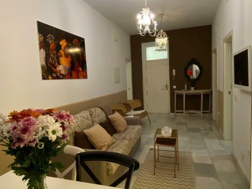 Apartamento Suites Plaza de Los Refinadores, Maestranza