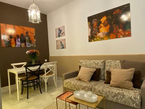 Apartamento Suites Plaza de Los Refinadores, Maestranza