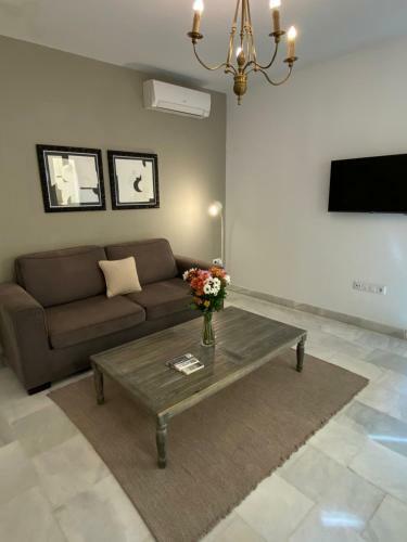 Apartamento Suites Plaza de Los Refinadores, Maestranza