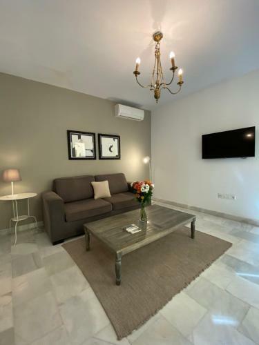 Apartamento Suites Plaza de Los Refinadores, Maestranza
