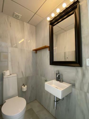Apartamento Suites Plaza de Los Refinadores, Maestranza