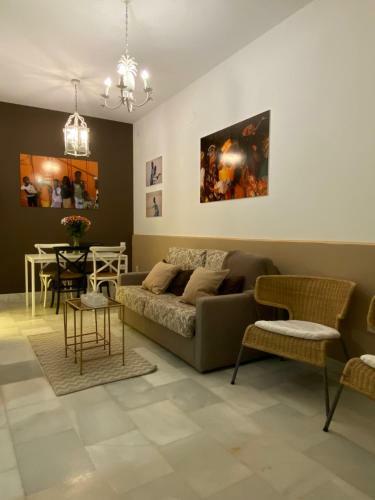 Apartamento Suites Plaza de Los Refinadores, Maestranza