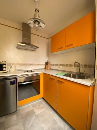 Apartamento Suites Plaza de Los Refinadores, Maestranza