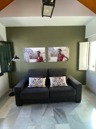 Apartamento Suites Plaza de Los Refinadores, Maestranza