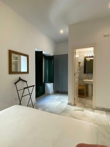 Apartamento Suites Plaza de Los Refinadores, Maestranza