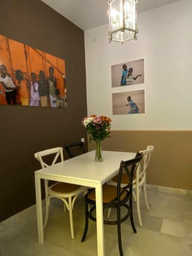 Apartamento Suites Plaza de Los Refinadores, Maestranza