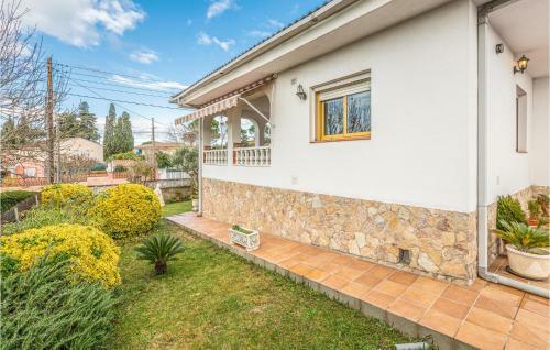 Amazing Home In Sils W/ 3 Bedrooms