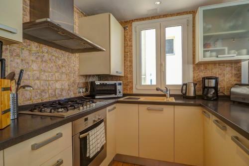 La Marina Sea Front Apartment By Hello Apartments Sitges