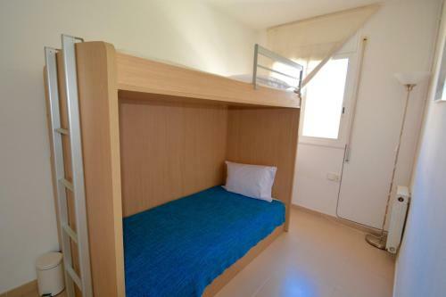 Aqua Large 3 Bed Apartment Looking On To The Beach