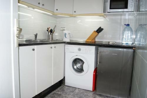 Ewan Large 2 Bed Apartment