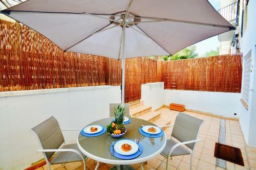 Margarita Stylish Apartment 1 Min From Beach