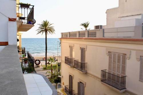 Apartamento White Penthouse - �tico Para 2 Centro de Sitges
