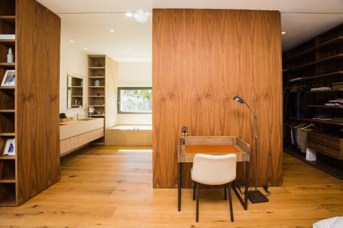 Exclusive Modern Villa In Privileged Location