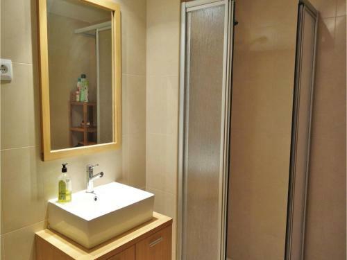 Two-bedroom Apartment In Sucina