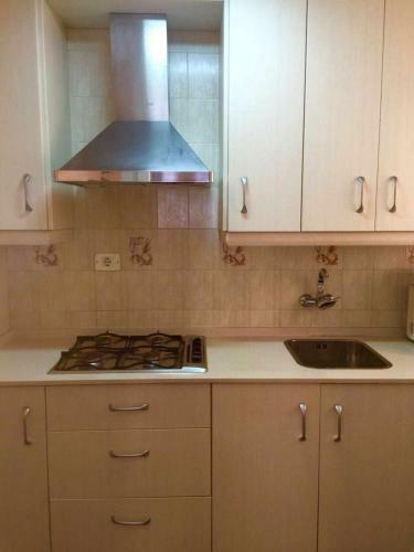 Apartamento F2 Urb Las Ca�as I