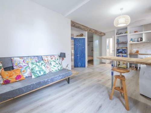 Vintage Apartment In Old Town
