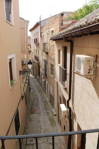 Apartment With One Bedroom In Toledo With Wifi