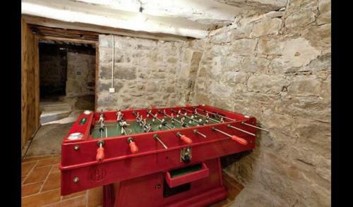 Tiurana Villa Sleeps 20 With Pool And Air Con