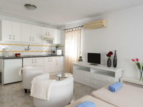 Apartment Villa Holanducia-2