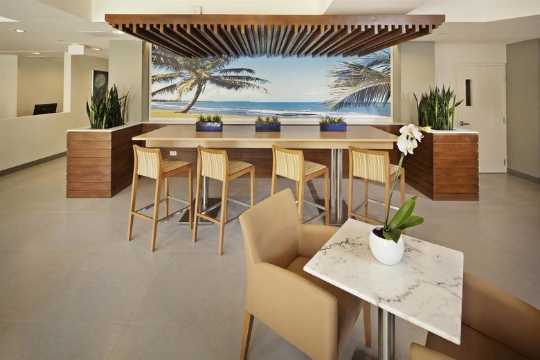 Hotel Best Western Plus Condado Palm Inn & Suites